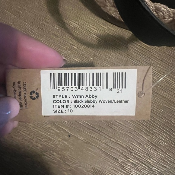 Toms Black and Tan Sandals — Abbey / New in box - Picture 6 of 6